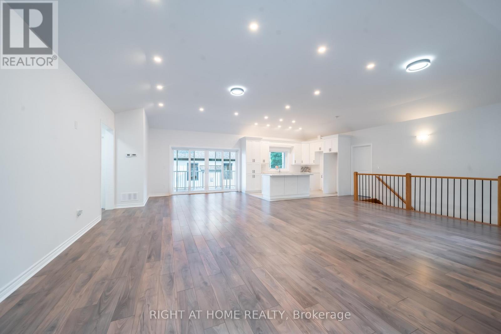 50 Breithaupt Crescent, Tiny, Ontario  L9M 0B2 - Photo 6 - S12013647