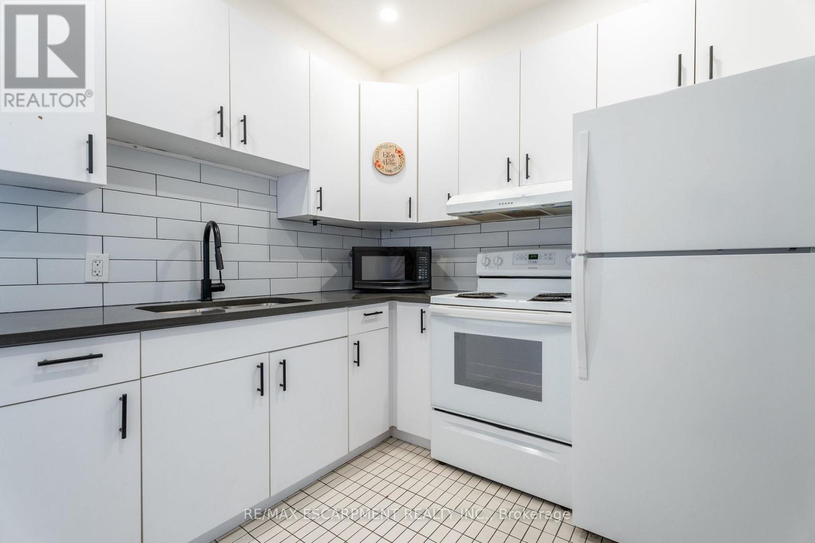 301 - 63 John Street S, Hamilton (Corktown), Ontario  L8N 2B9 - Photo 14 - X12013677