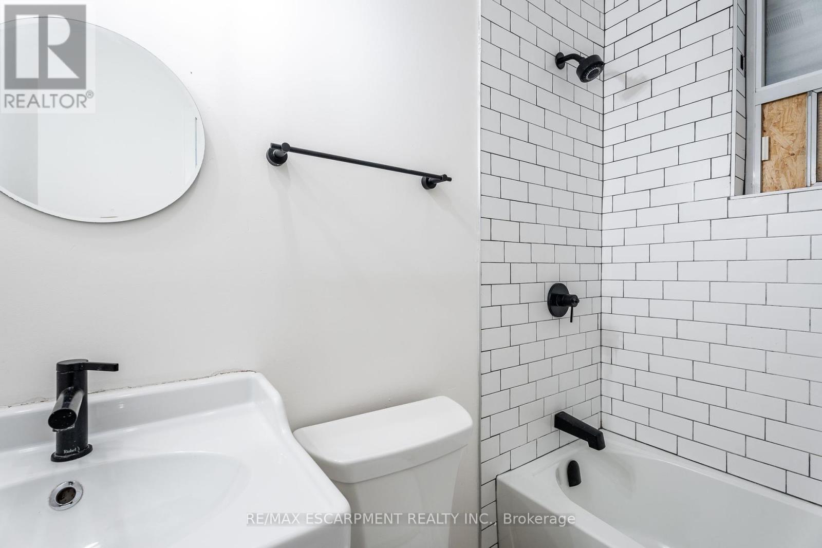301 - 63 John Street S, Hamilton (Corktown), Ontario  L8N 2B9 - Photo 19 - X12013677