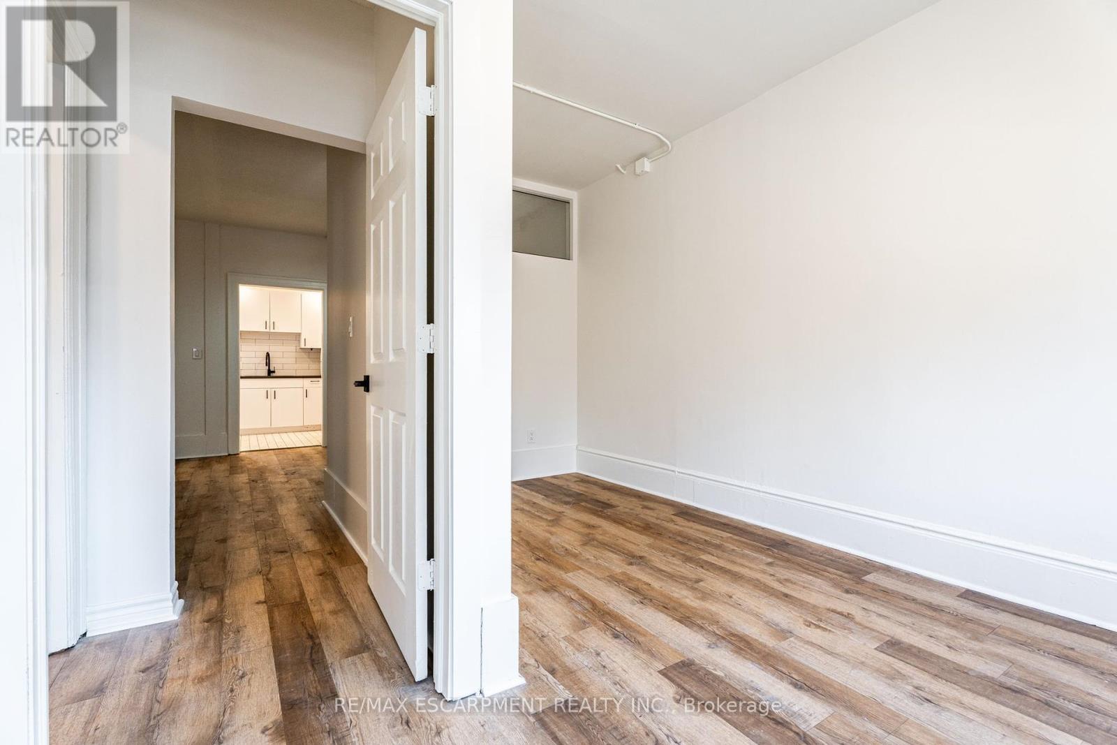 301 - 63 John Street S, Hamilton (Corktown), Ontario  L8N 2B9 - Photo 22 - X12013677