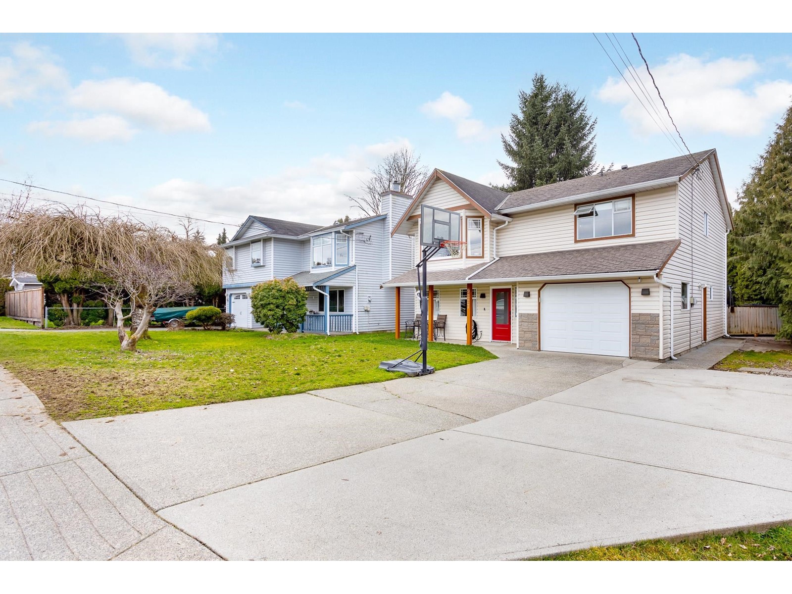 9227 210 Street, Langley, British Columbia  V1M 2B4 - Photo 2 - R2976562