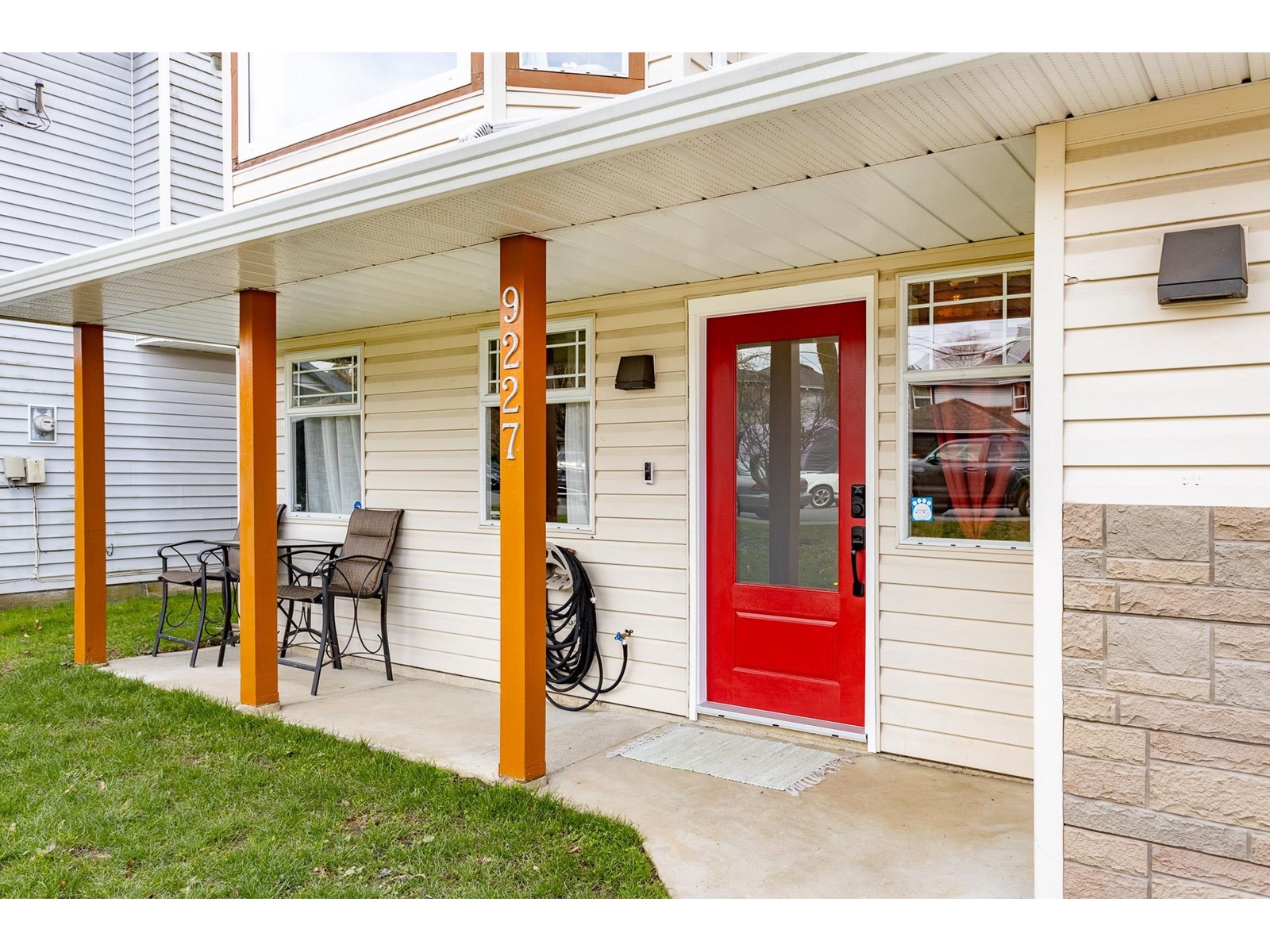 9227 210 Street, Langley, British Columbia  V1M 2B4 - Photo 3 - R2976562