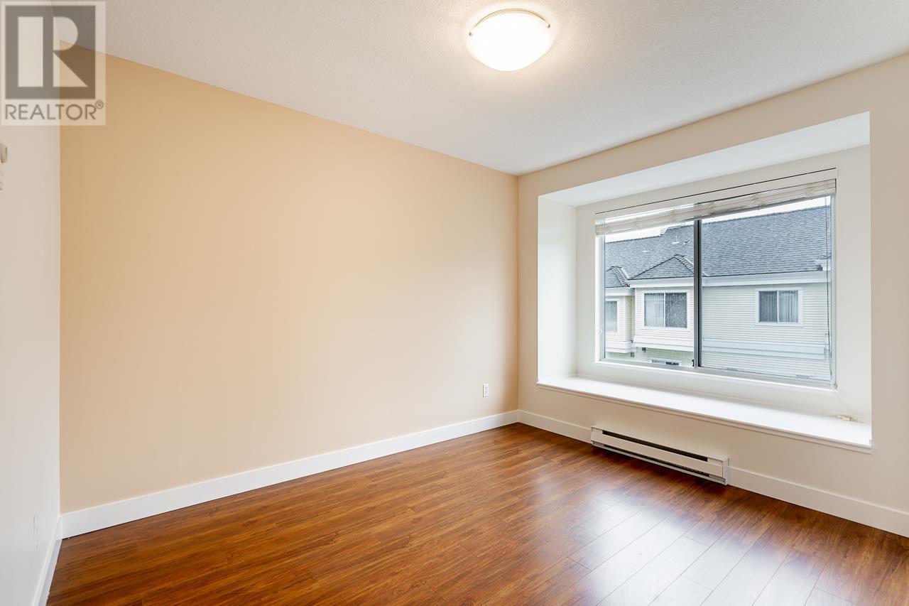 Listing Picture 21 of 33 : 71 6700 RUMBLE STREET, Burnaby / 本拿比 - 魯藝地產 Yvonne Lu Group - MLS Medallion Club Member