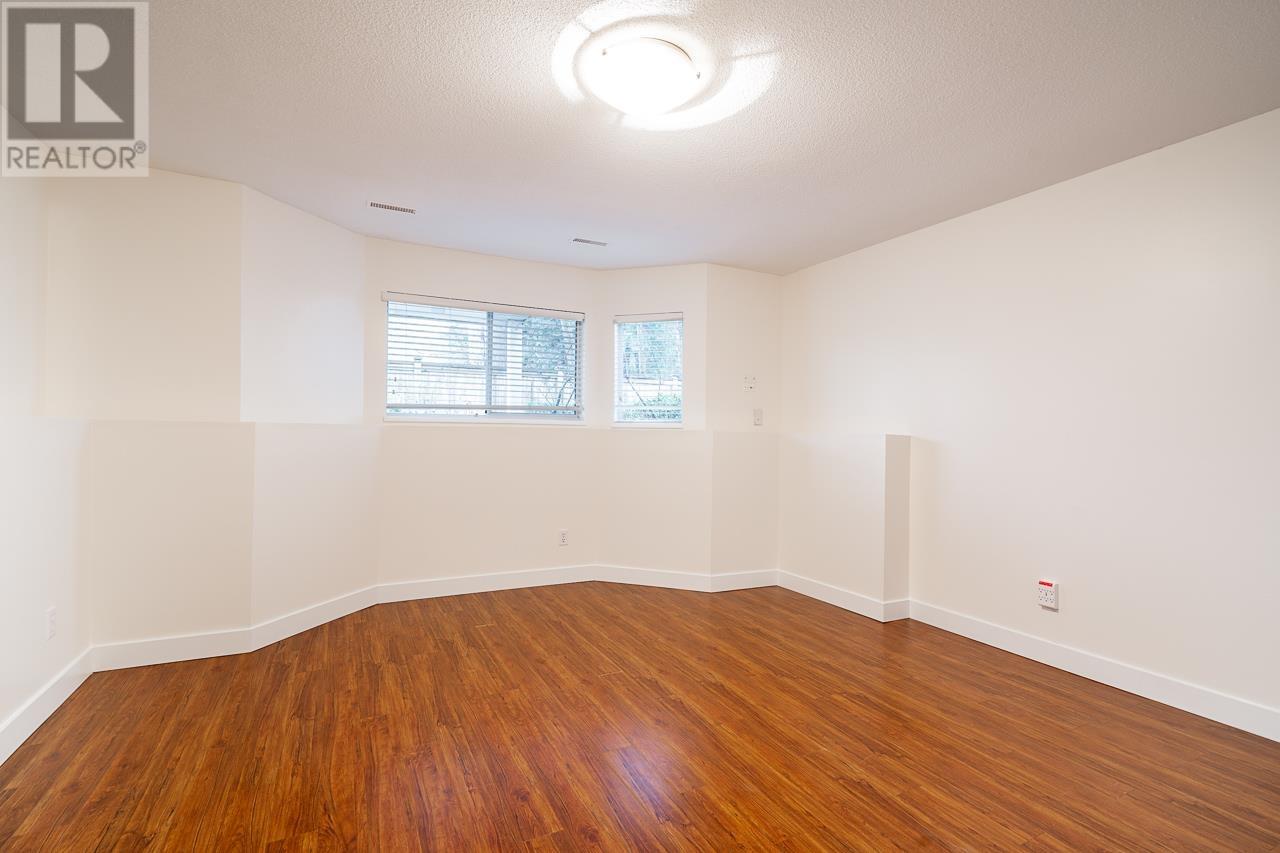 Listing Picture 25 of 33 : 71 6700 RUMBLE STREET, Burnaby / 本拿比 - 魯藝地產 Yvonne Lu Group - MLS Medallion Club Member
