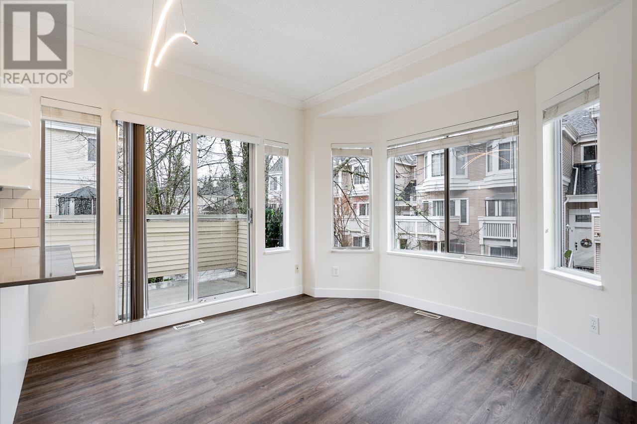 Listing Picture 8 of 33 : 71 6700 RUMBLE STREET, Burnaby / 本拿比 - 魯藝地產 Yvonne Lu Group - MLS Medallion Club Member