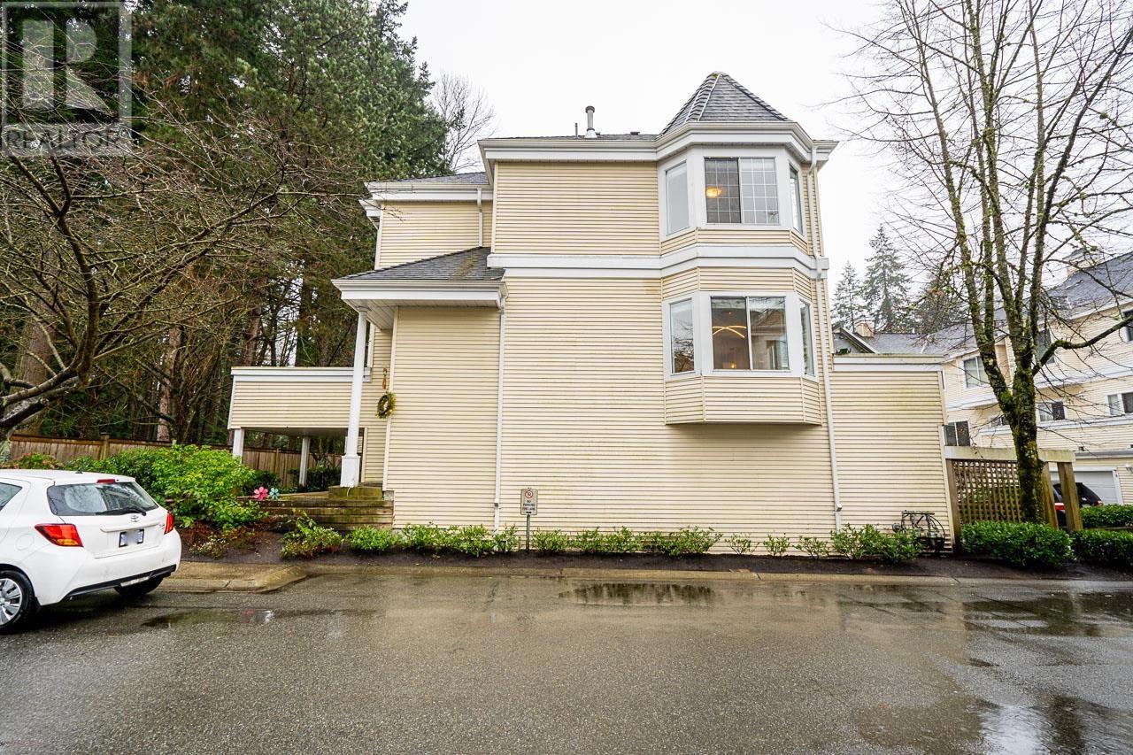 Listing Picture 29 of 33 : 71 6700 RUMBLE STREET, Burnaby / 本拿比 - 魯藝地產 Yvonne Lu Group - MLS Medallion Club Member