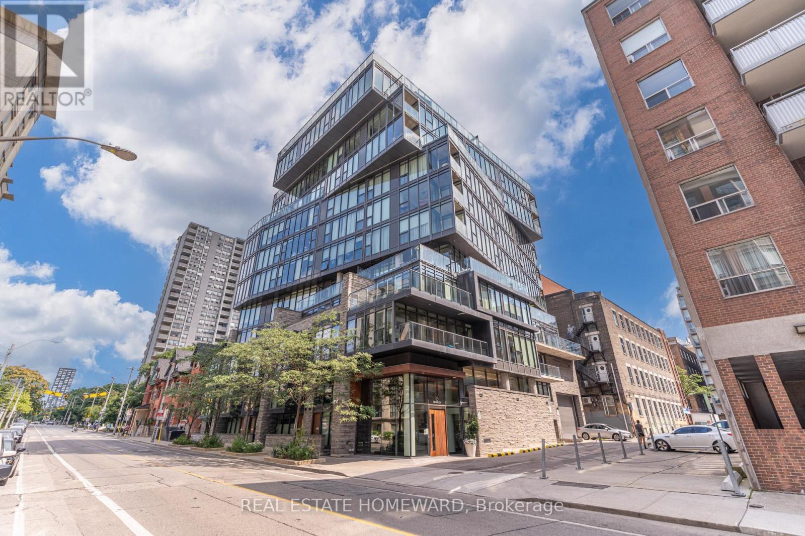 Property at 409 - 15 BEVERLEY STREET image 1