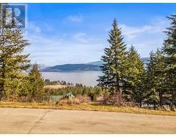 10551 Columbia Way, vernon, British Columbia