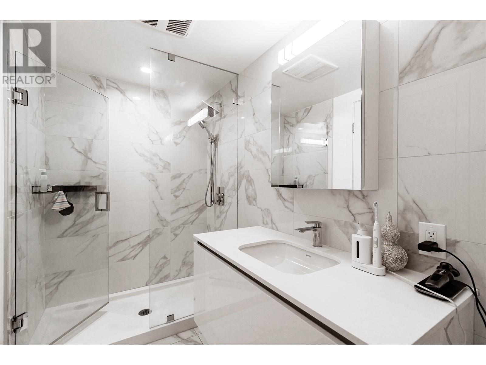 1204 5766 Gilbert Road, Richmond, British Columbia  V7C 0G2 - Photo 11 - R2976647