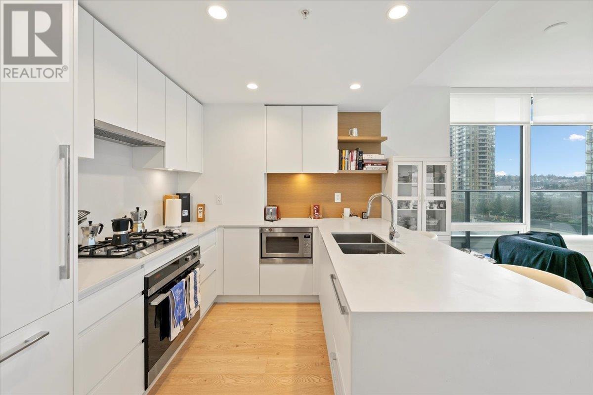 Listing Picture 13 of 34 : 502 2181 MADISON AVENUE, Burnaby / 本拿比 - 魯藝地產 Yvonne Lu Group - MLS Medallion Club Member