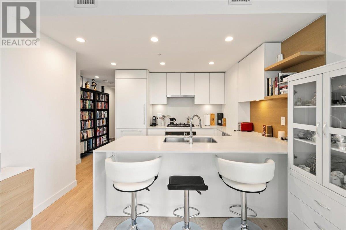 Listing Picture 14 of 34 : 502 2181 MADISON AVENUE, Burnaby / 本拿比 - 魯藝地產 Yvonne Lu Group - MLS Medallion Club Member