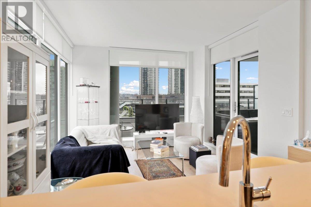 Listing Picture 18 of 34 : 502 2181 MADISON AVENUE, Burnaby / 本拿比 - 魯藝地產 Yvonne Lu Group - MLS Medallion Club Member