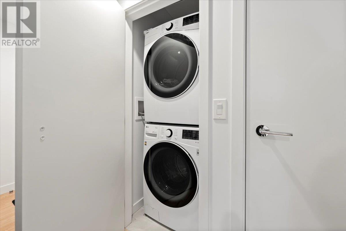 Listing Picture 25 of 34 : 502 2181 MADISON AVENUE, Burnaby / 本拿比 - 魯藝地產 Yvonne Lu Group - MLS Medallion Club Member