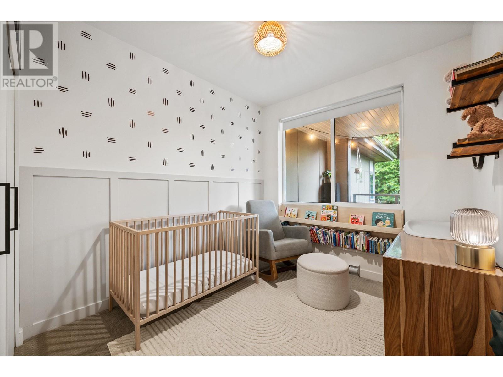 Listing Picture 18 of 31 : 201 5460 BROADWAY, Burnaby / 本拿比 - 魯藝地產 Yvonne Lu Group - MLS Medallion Club Member