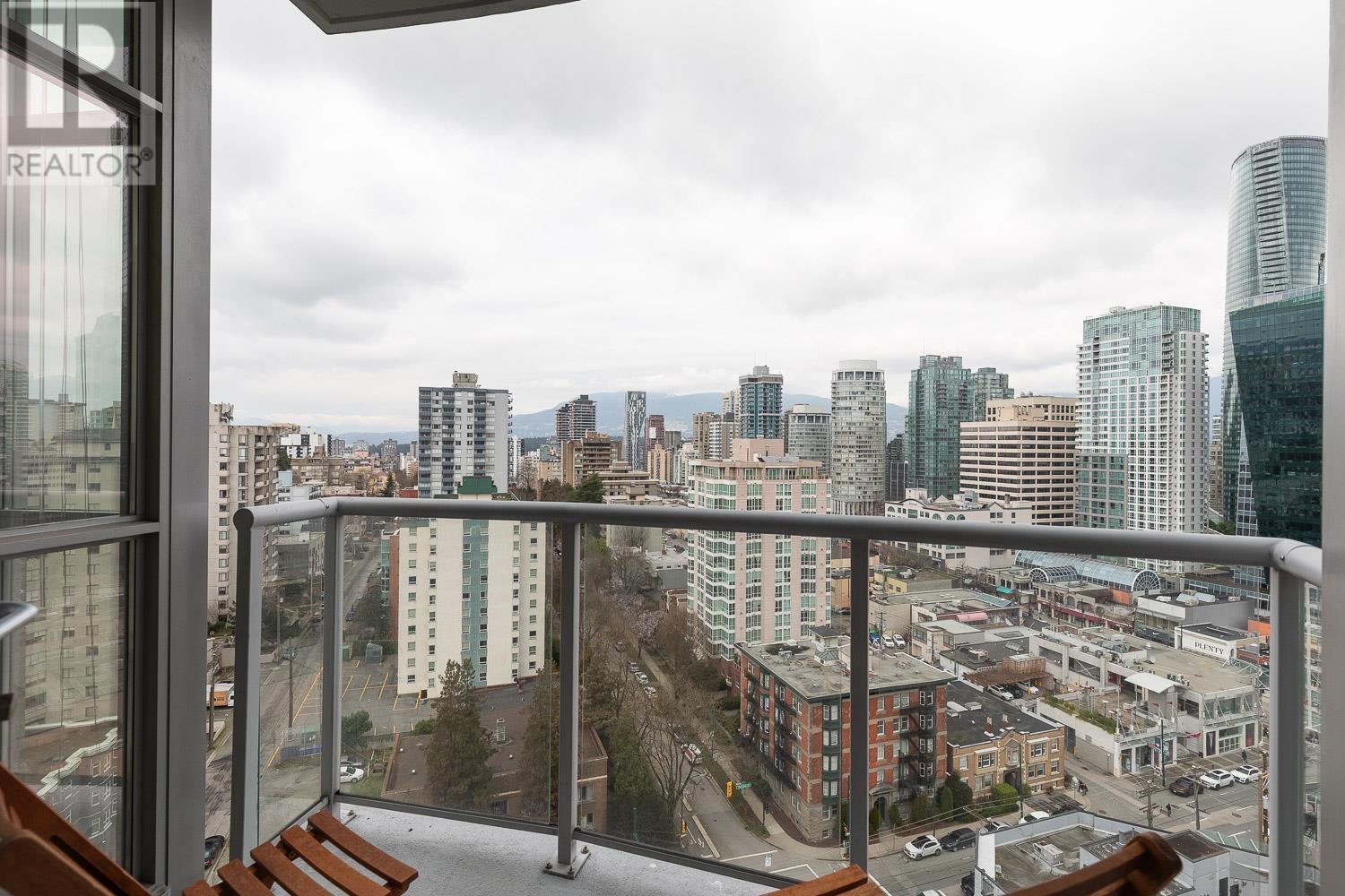 Listing Picture 11 of 26 : 1602 1050 SMITHE STREET, Vancouver / 溫哥華 - 魯藝地產 Yvonne Lu Group - MLS Medallion Club Member