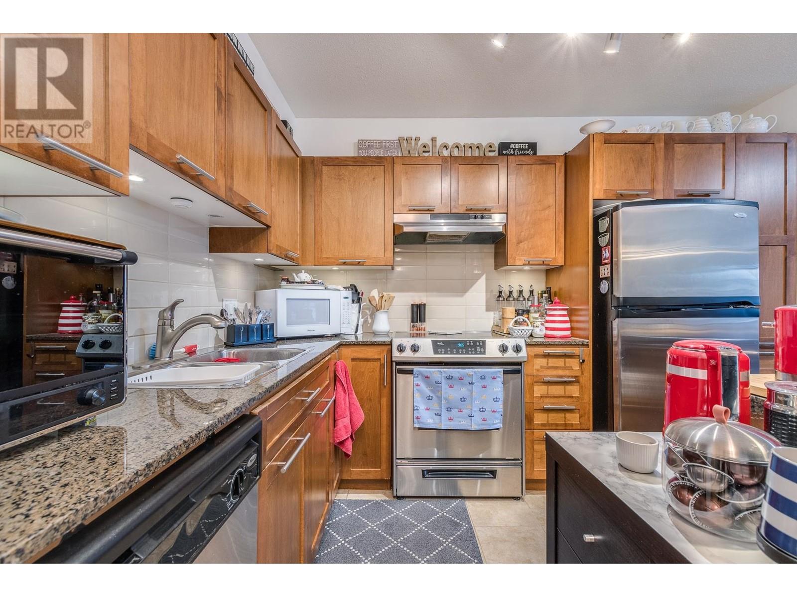 407 19673 Meadow Gardens Way, Pitt Meadows, British Columbia  V3Y 0A1 - Photo 10 - R2976674