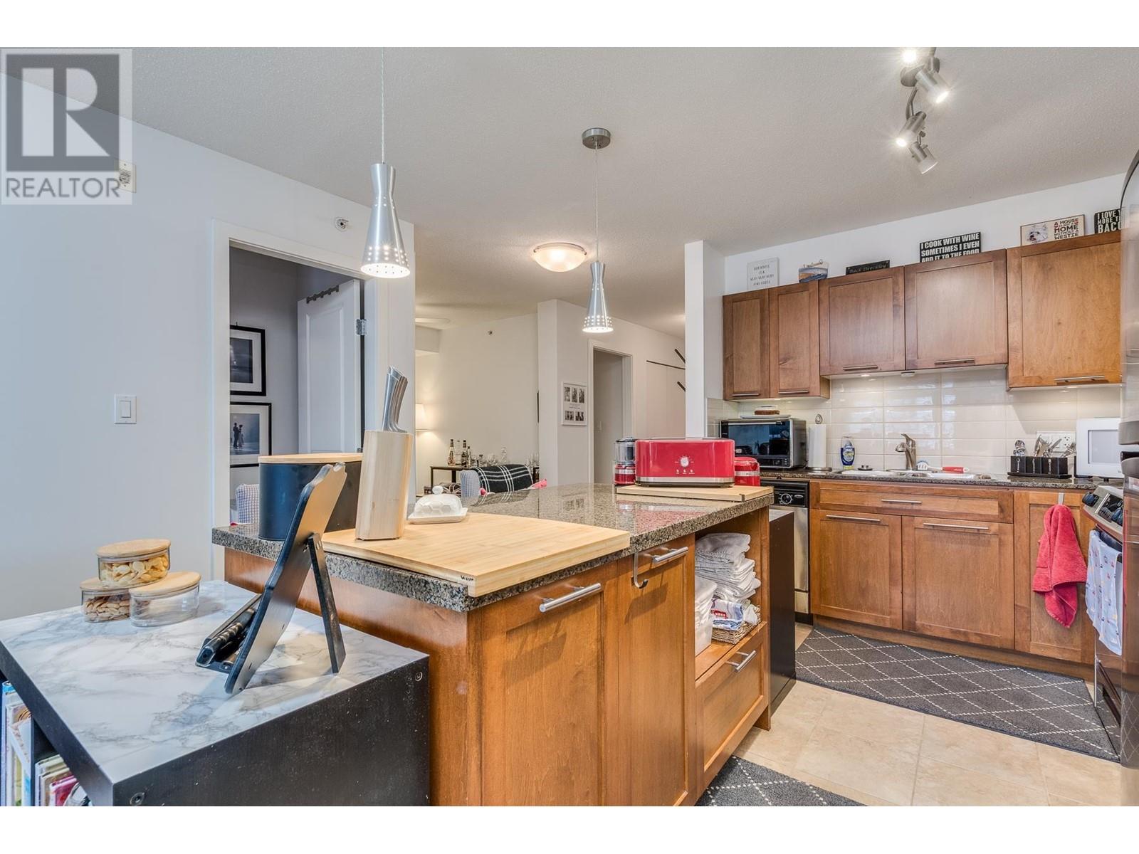 407 19673 Meadow Gardens Way, Pitt Meadows, British Columbia  V3Y 0A1 - Photo 12 - R2976674
