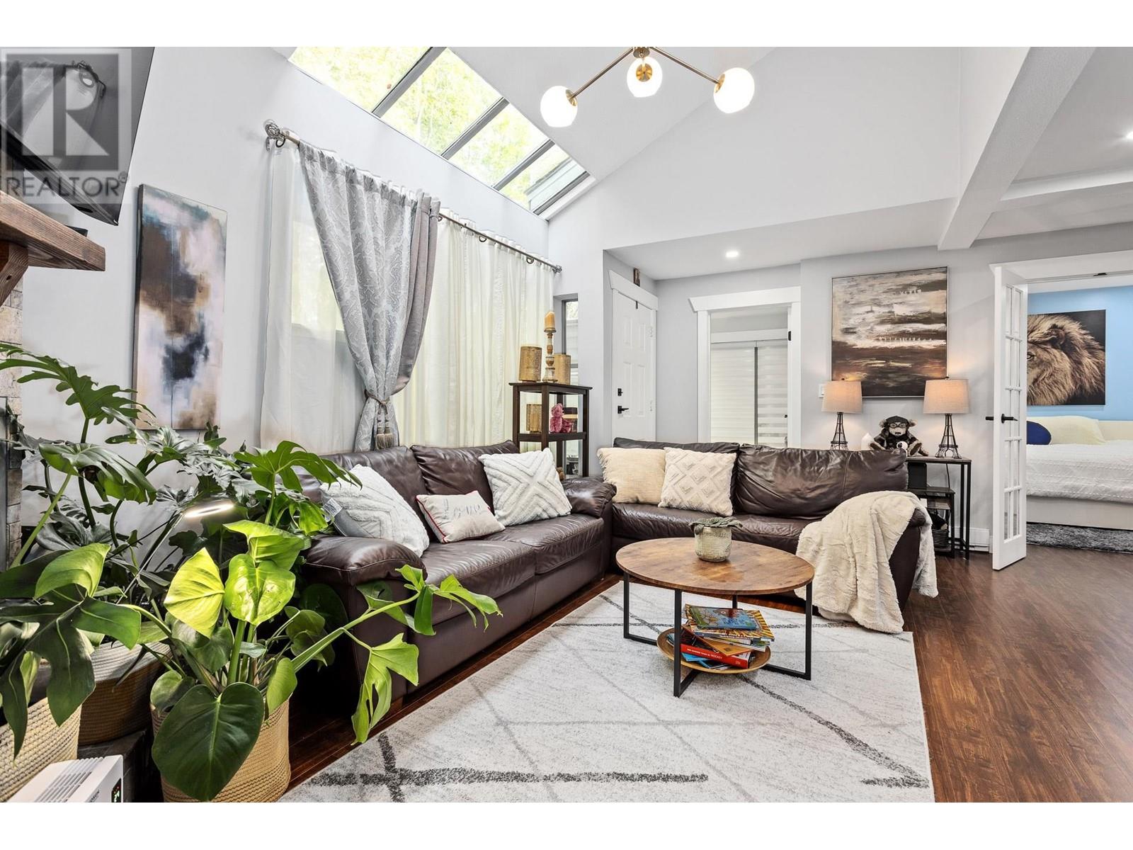 Listing Picture 13 of 40 : 15 7540 ABERCROMBIE DRIVE, Richmond / 烈治文 - 魯藝地產 Yvonne Lu Group - MLS Medallion Club Member