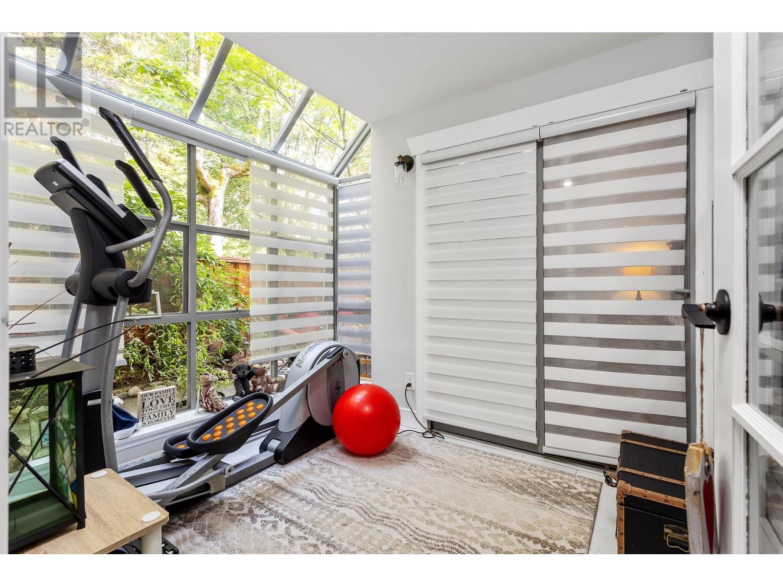 Listing Picture 15 of 40 : 15 7540 ABERCROMBIE DRIVE, Richmond / 烈治文 - 魯藝地產 Yvonne Lu Group - MLS Medallion Club Member