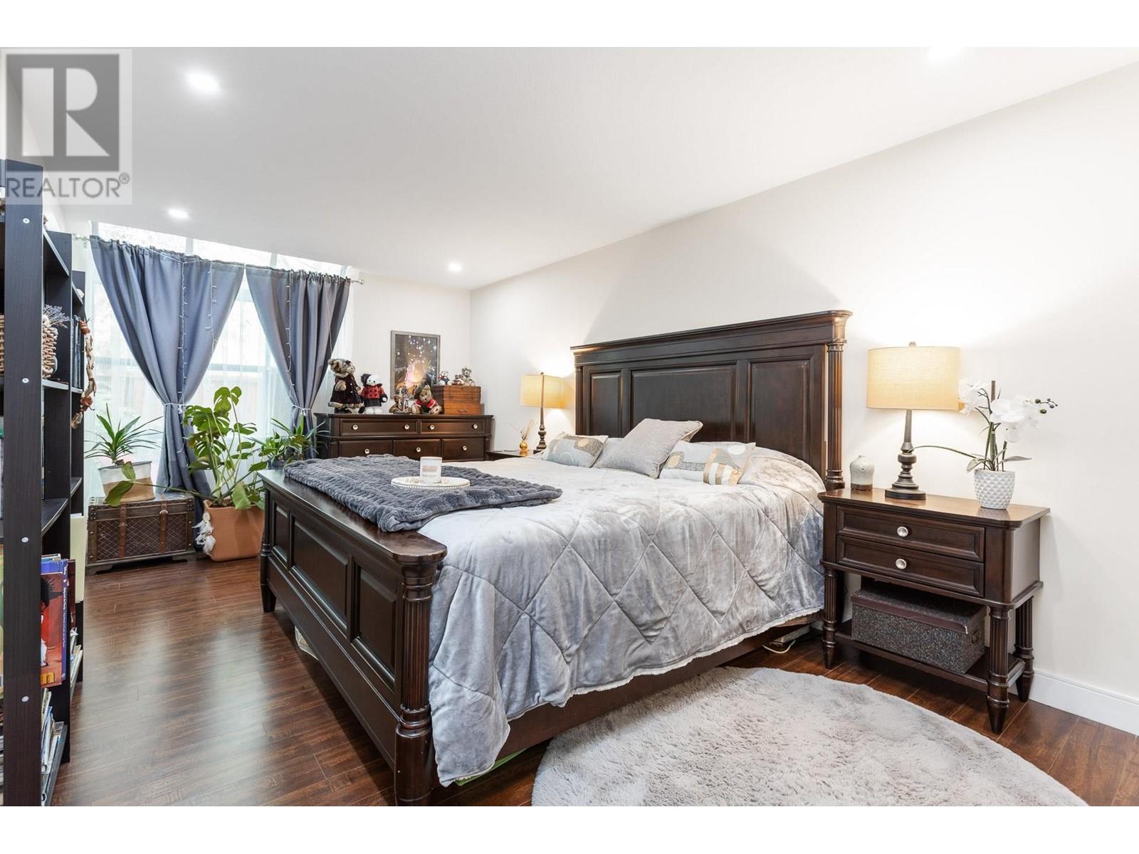 Listing Picture 20 of 40 : 15 7540 ABERCROMBIE DRIVE, Richmond / 烈治文 - 魯藝地產 Yvonne Lu Group - MLS Medallion Club Member