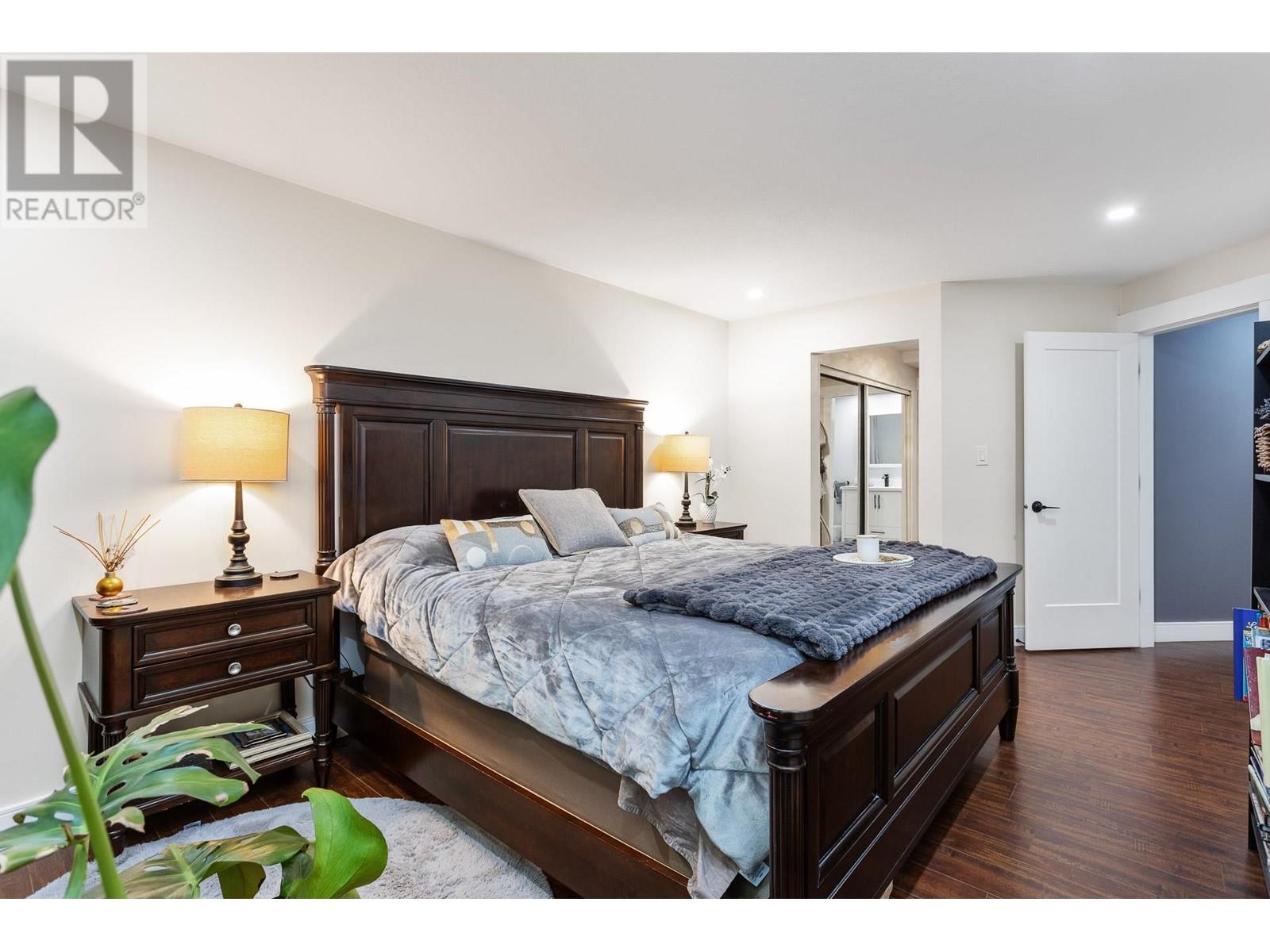 Listing Picture 22 of 40 : 15 7540 ABERCROMBIE DRIVE, Richmond / 烈治文 - 魯藝地產 Yvonne Lu Group - MLS Medallion Club Member