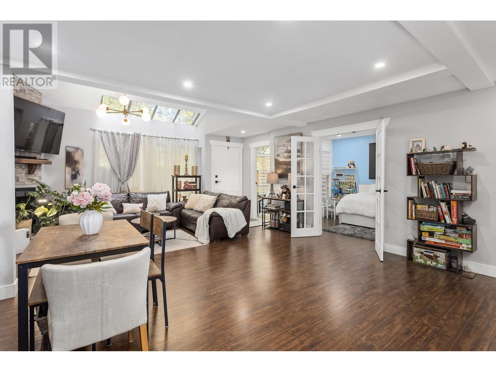 Property at 15 7540 ABERCROMBIE DRIVE image 3