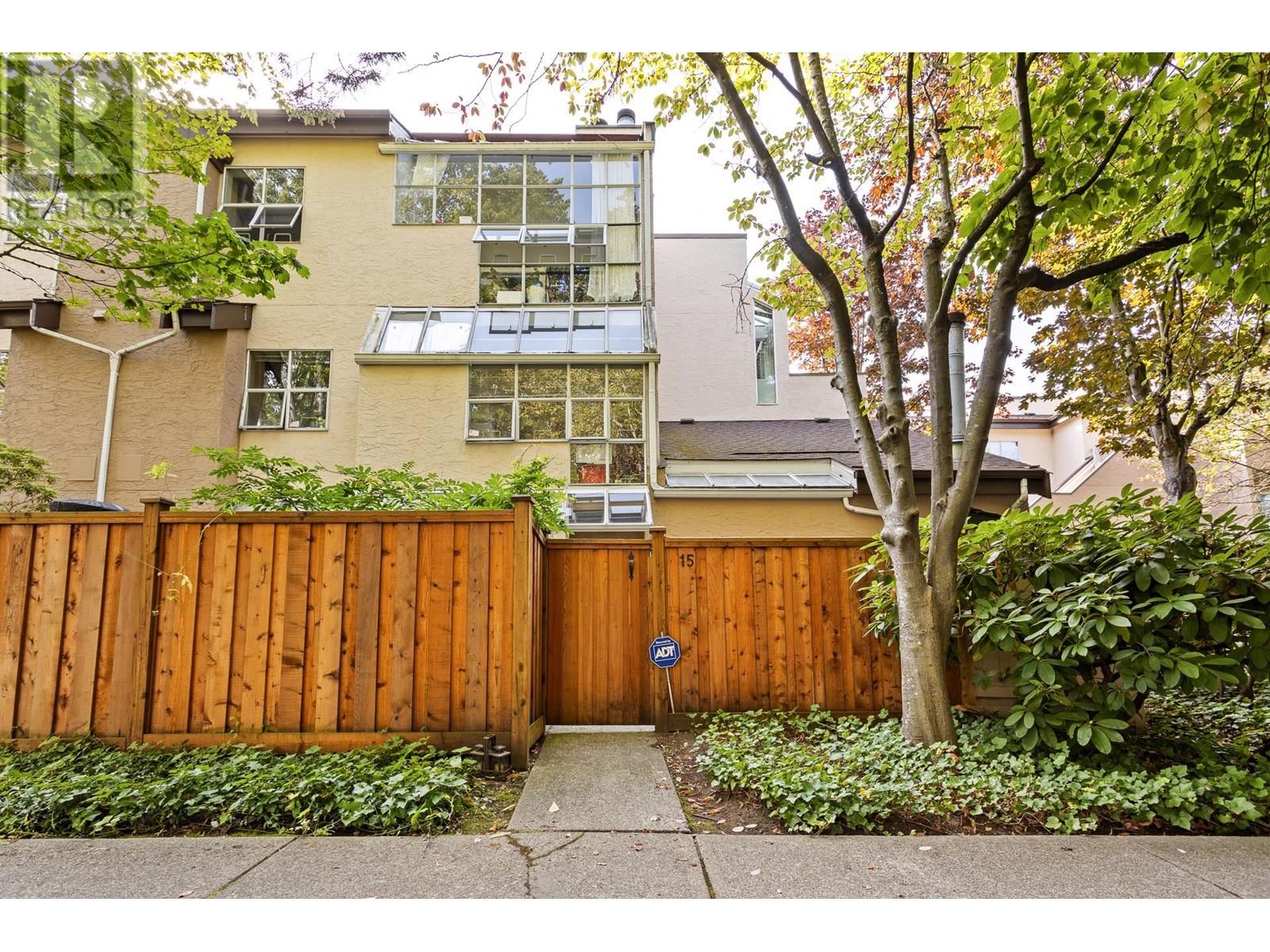 Listing Picture 39 of 40 : 15 7540 ABERCROMBIE DRIVE, Richmond / 烈治文 - 魯藝地產 Yvonne Lu Group - MLS Medallion Club Member