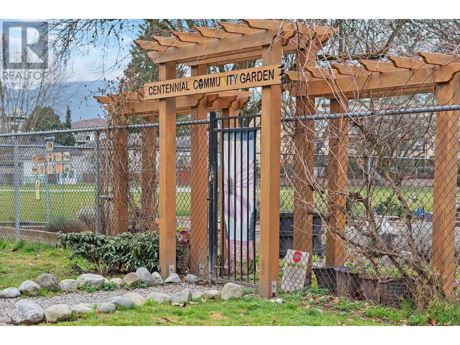 201 2110 Rowland Street, Port Coquitlam, British Columbia  V3C 0C2 - Photo 36 - R2976683