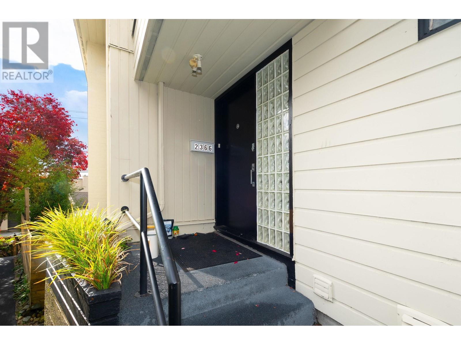 2364 Marine Drive, West Vancouver, British Columbia  V7V 1K8 - Photo 16 - R2976710