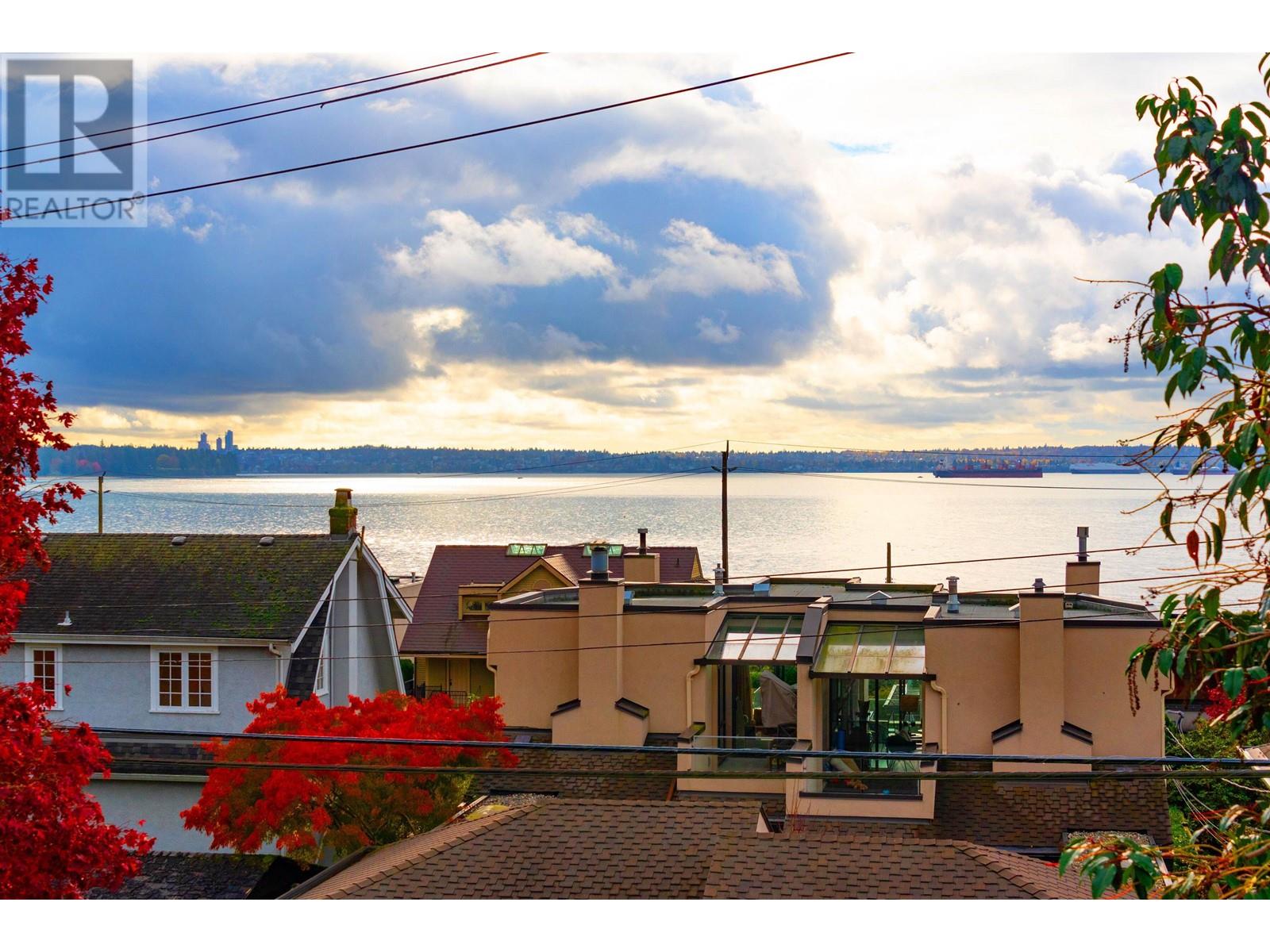 2364 Marine Drive, West Vancouver, British Columbia  V7V 1K8 - Photo 17 - R2976710