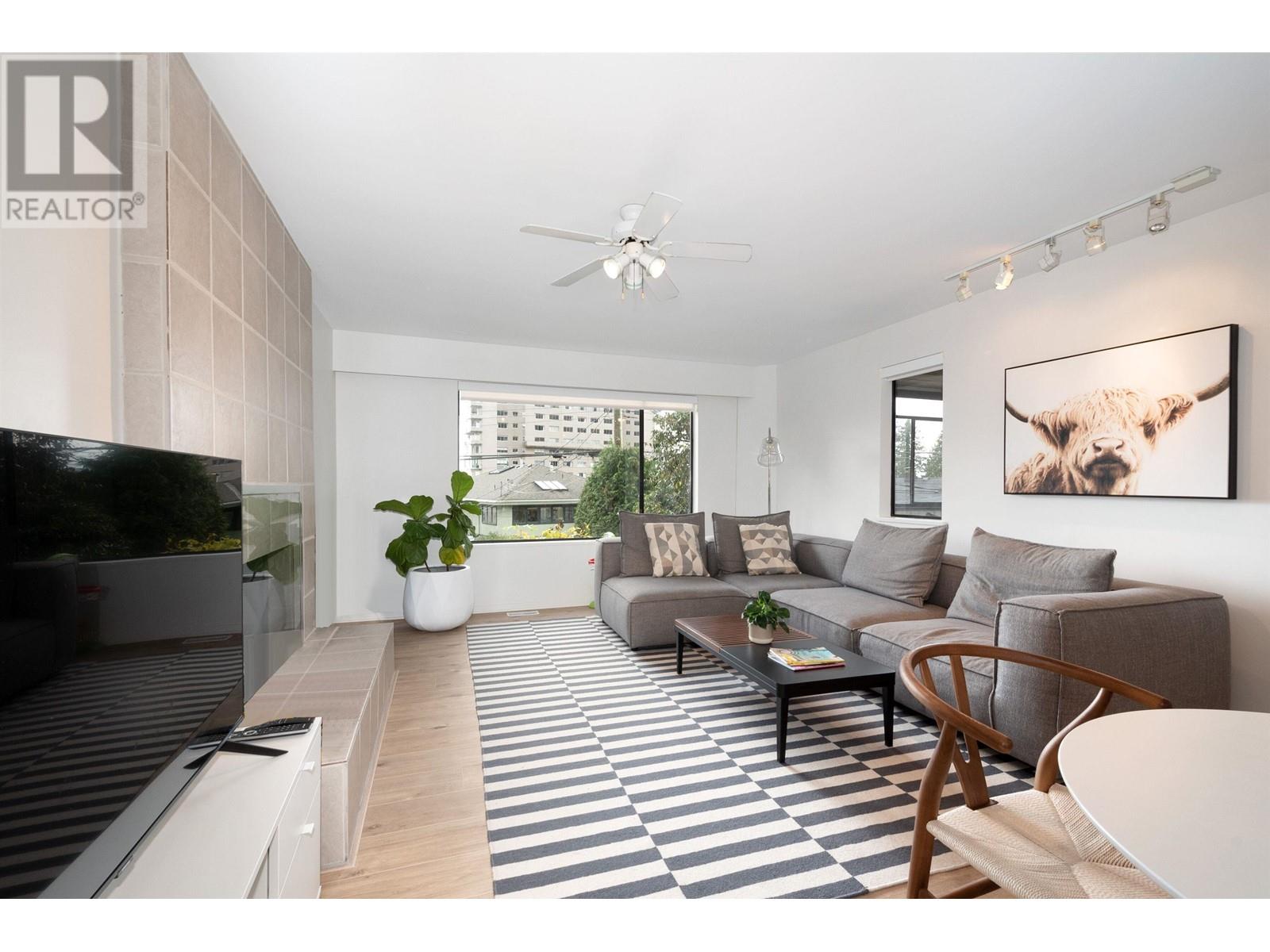 2364 Marine Drive, West Vancouver, British Columbia  V7V 1K8 - Photo 19 - R2976710