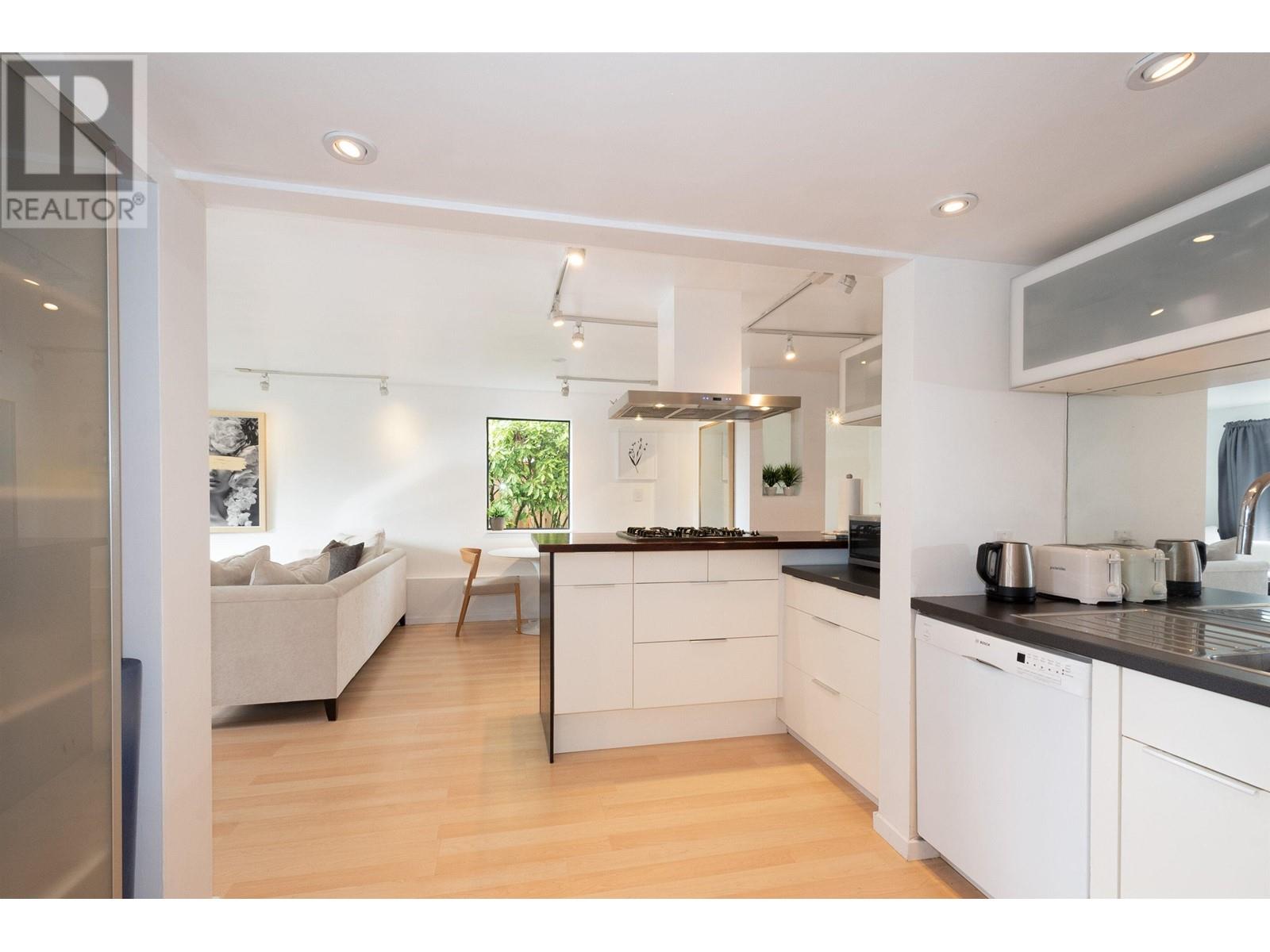 2364 Marine Drive, West Vancouver, British Columbia  V7V 1K8 - Photo 32 - R2976710
