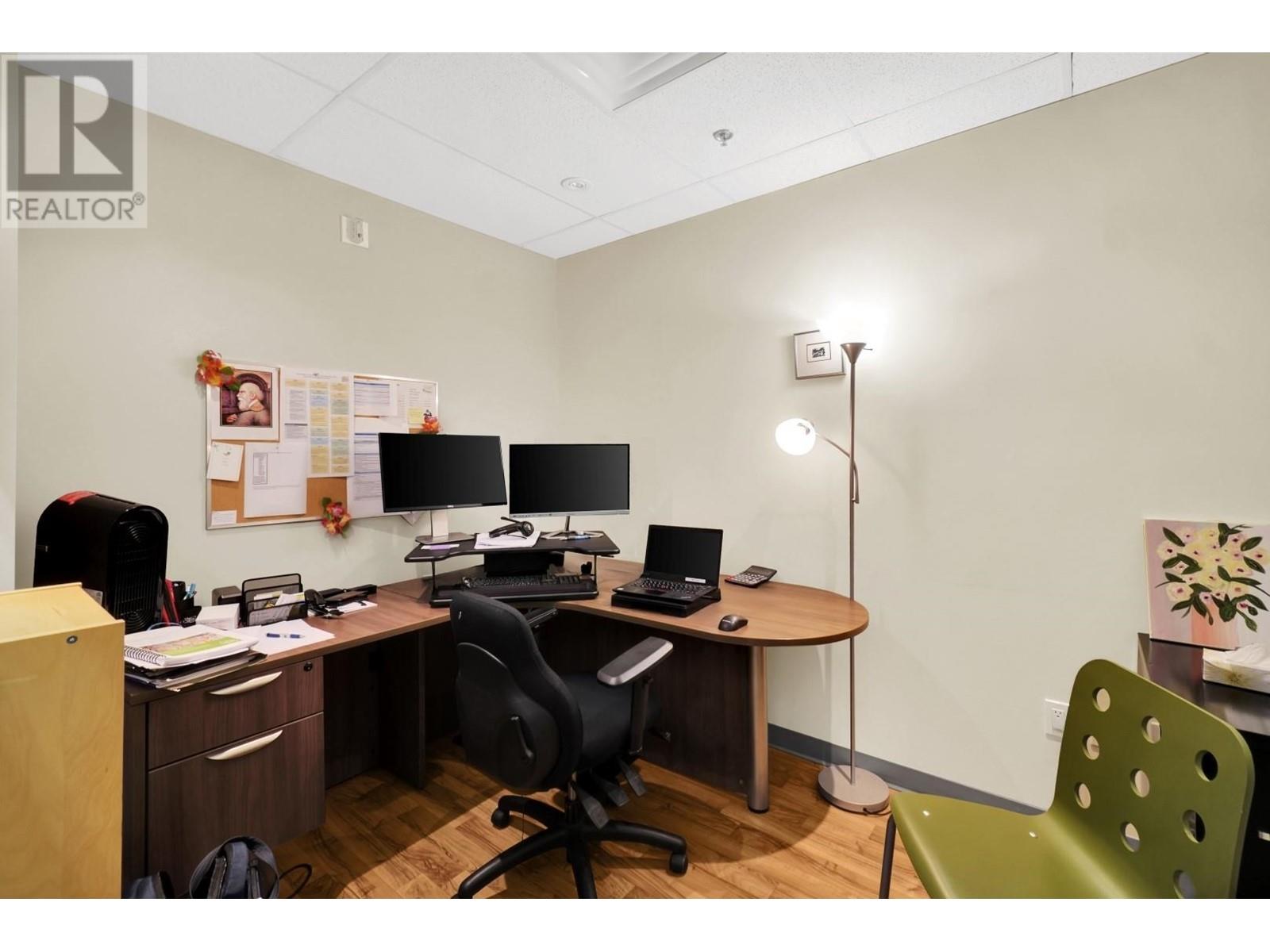 Unit A 5672 Cowrie Street, Sechelt, British Columbia  V0N 3A3 - Photo 11 - C8067417