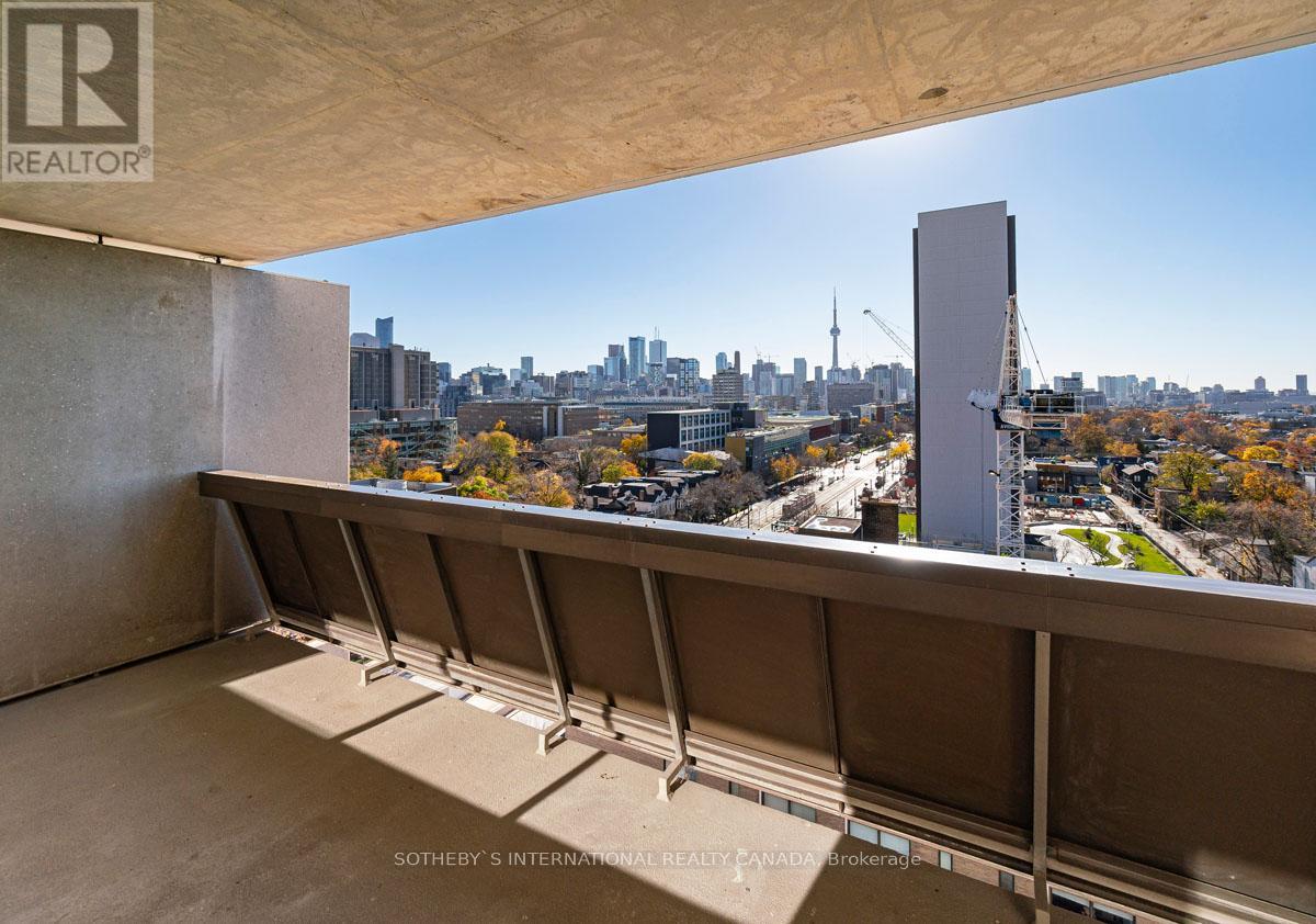 1004 - 720 Spadina Avenue, Toronto, Ontario  M5S 2T9 - Photo 11 - C12013707