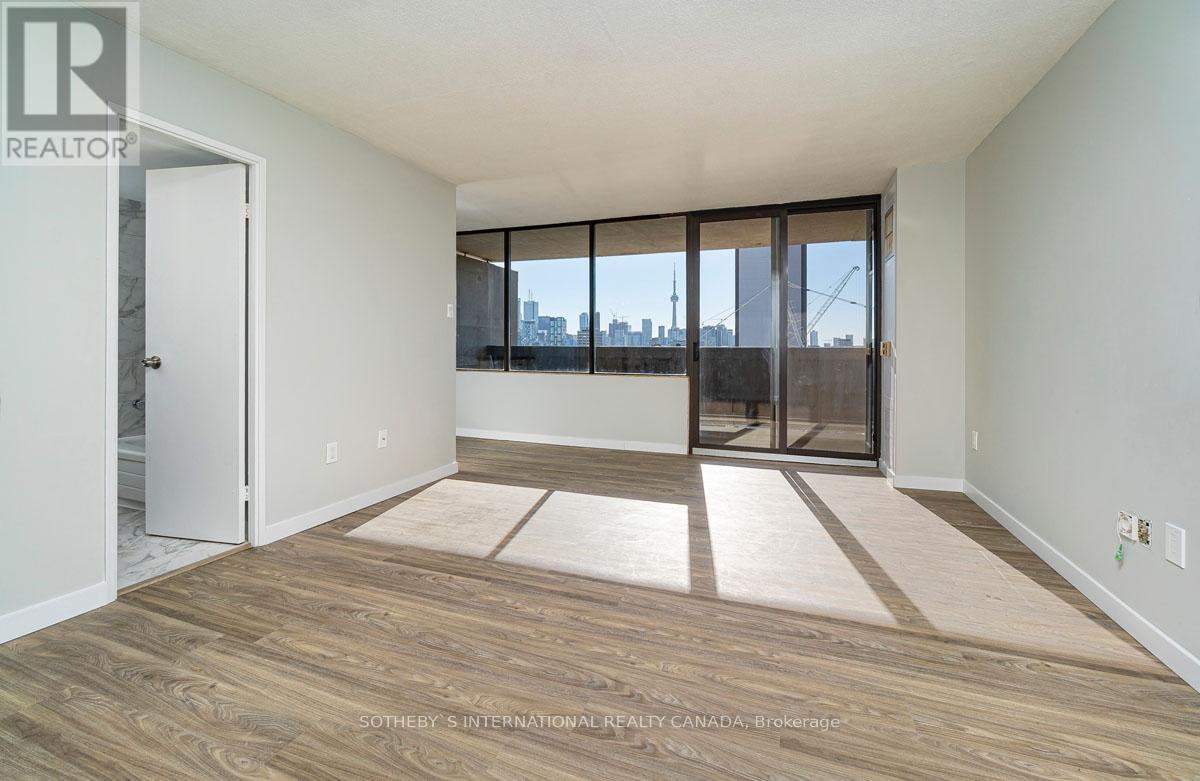 Property at 1004 - 720 SPADINA AVENUE image 5