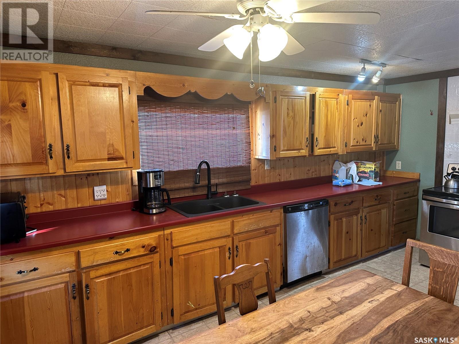 209 3rd Avenue N, Big River, Saskatchewan  S0J 0E0 - Photo 30 - SK986017