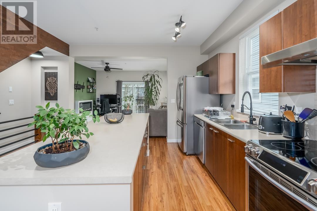 84 19572 Fraser Way, Pitt Meadows, British Columbia  V3Y 0A9 - Photo 12 - R2975253