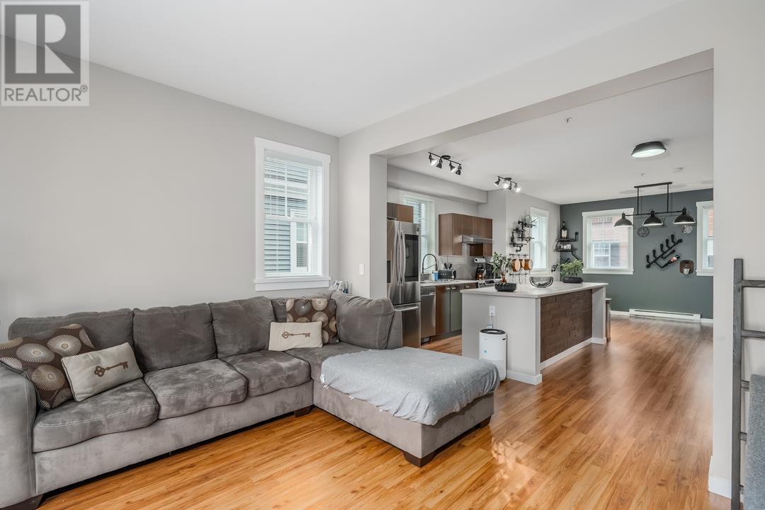 84 19572 Fraser Way, Pitt Meadows, British Columbia  V3Y 0A9 - Photo 4 - R2975253