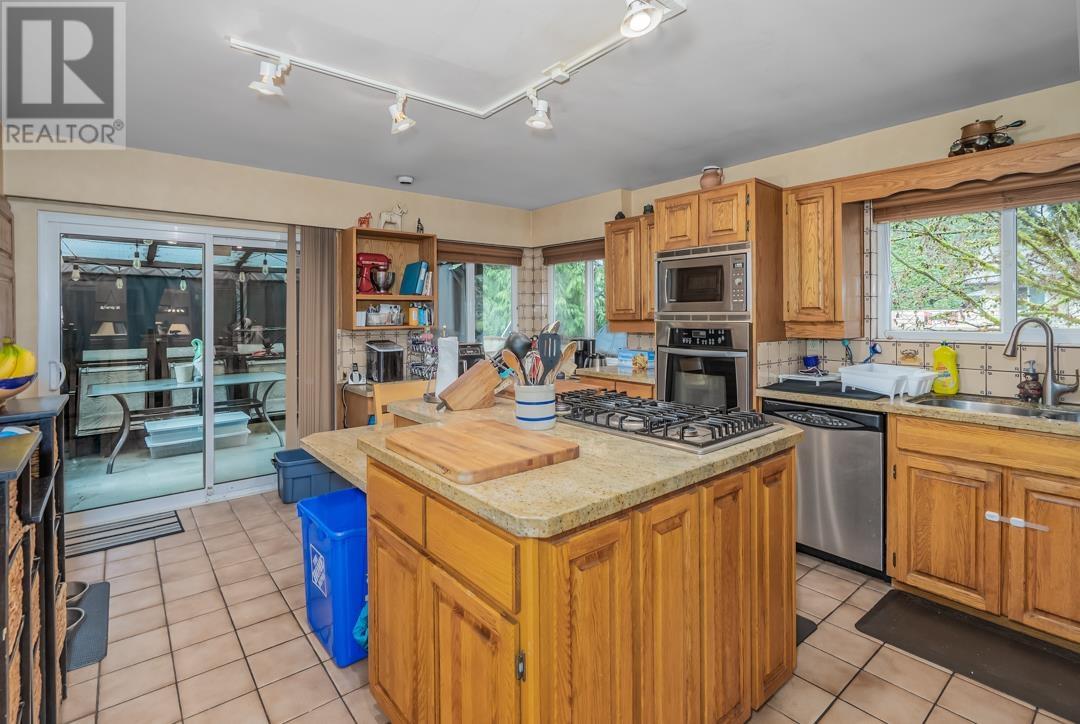 1630 Layton Drive, North Vancouver, British Columbia  V7H 1X8 - Photo 10 - R2976494