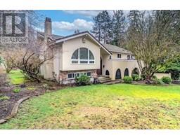 1630 LAYTON DRIVE, North Vancouver, British Columbia