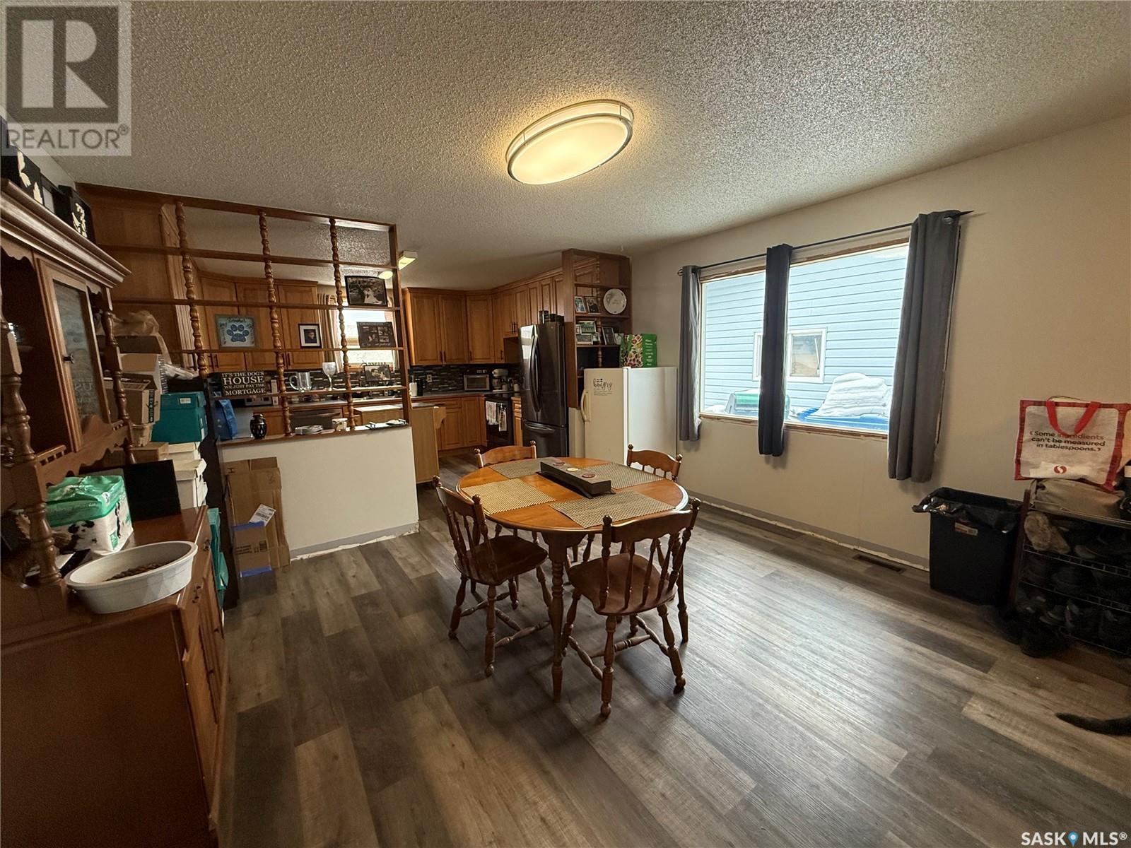 323 Heward Street, Stoughton, Saskatchewan  S0G 4T0 - Photo 11 - SK998614