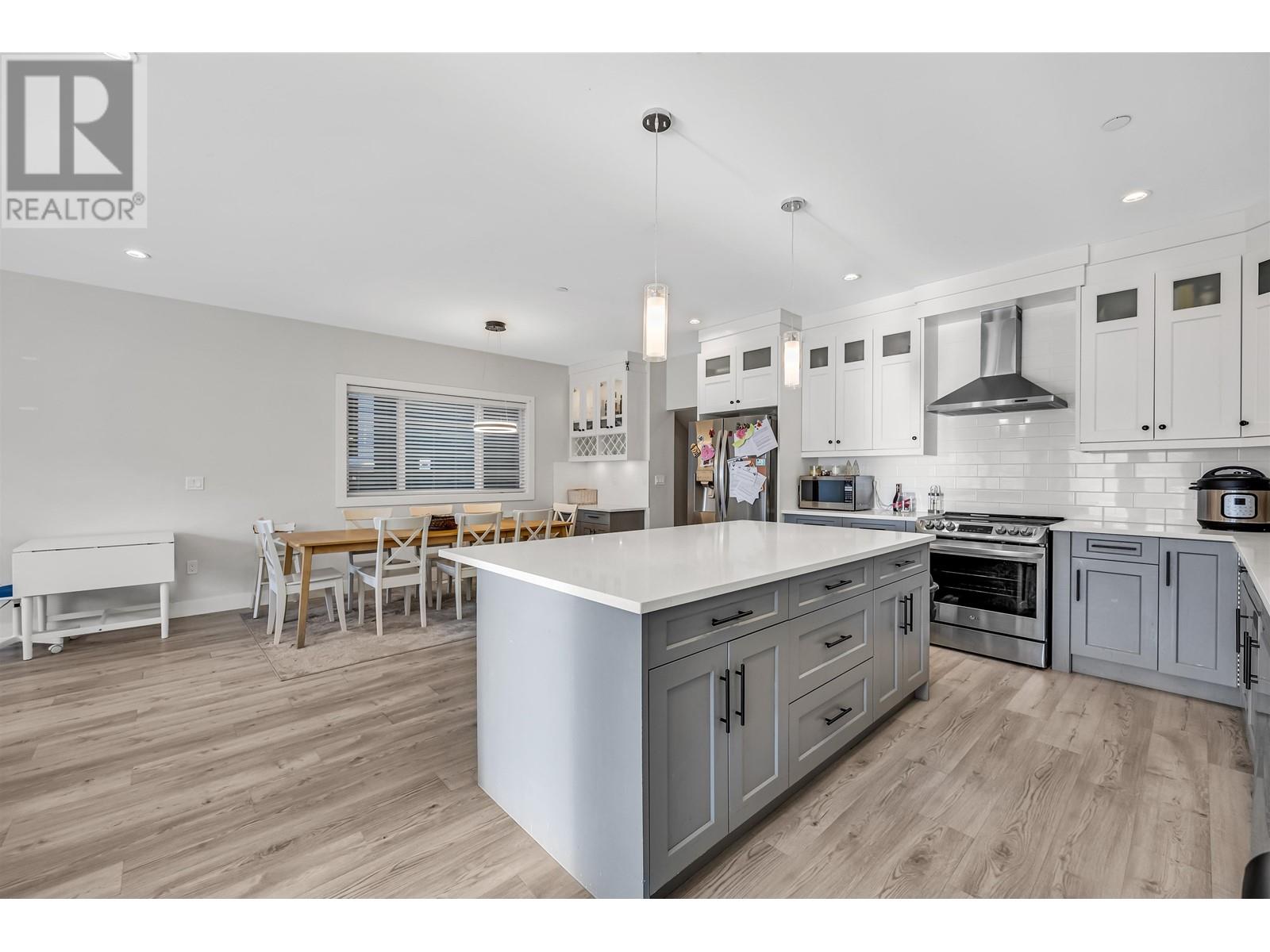 Property at 2436 CHILCOTT AVENUE image 2