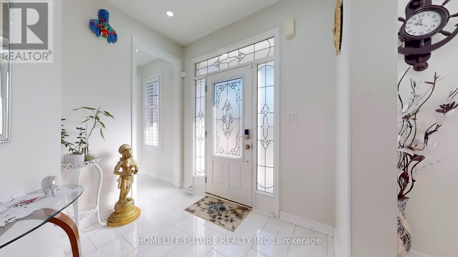2427 Moonlight Crescent, Pickering, Ontario  L1X 0E9 - Photo 17 - E12013717