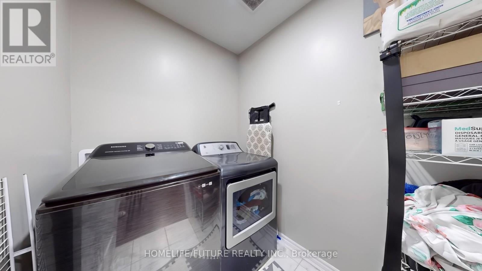 2427 Moonlight Crescent, Pickering, Ontario  L1X 0E9 - Photo 40 - E12013717