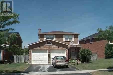 Upper - 10 Alderwood Street, Whitchurch-Stouffville, Ontario  L4A 5C9 - Photo 1 - N12013734