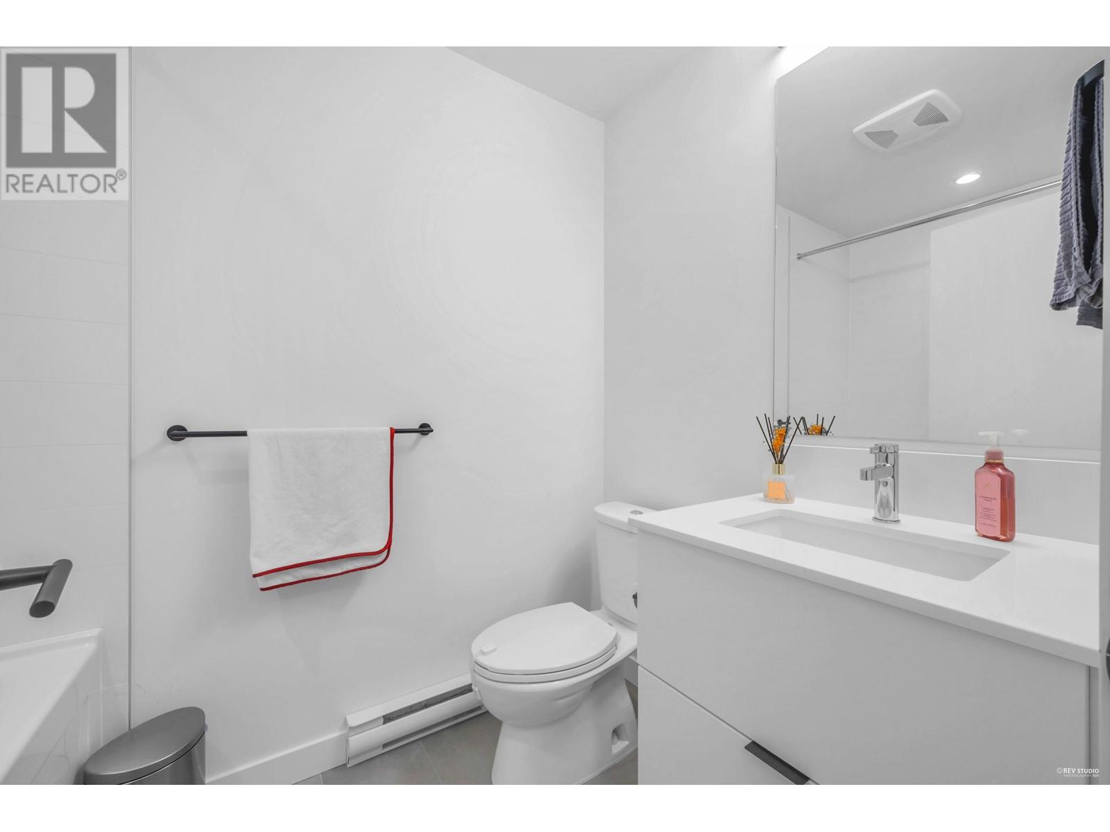 411 3229 St Johns Street, Port Moody, British Columbia  V3H 0M4 - Photo 17 - R2976711
