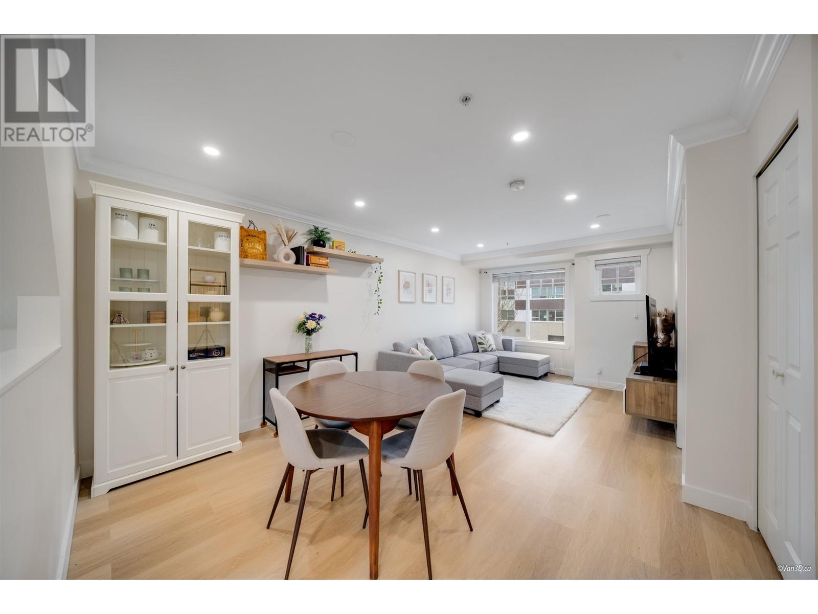 403 4025 Norfolk Street, Burnaby, British Columbia  V5G 0A5 - Photo 6 - R2976714