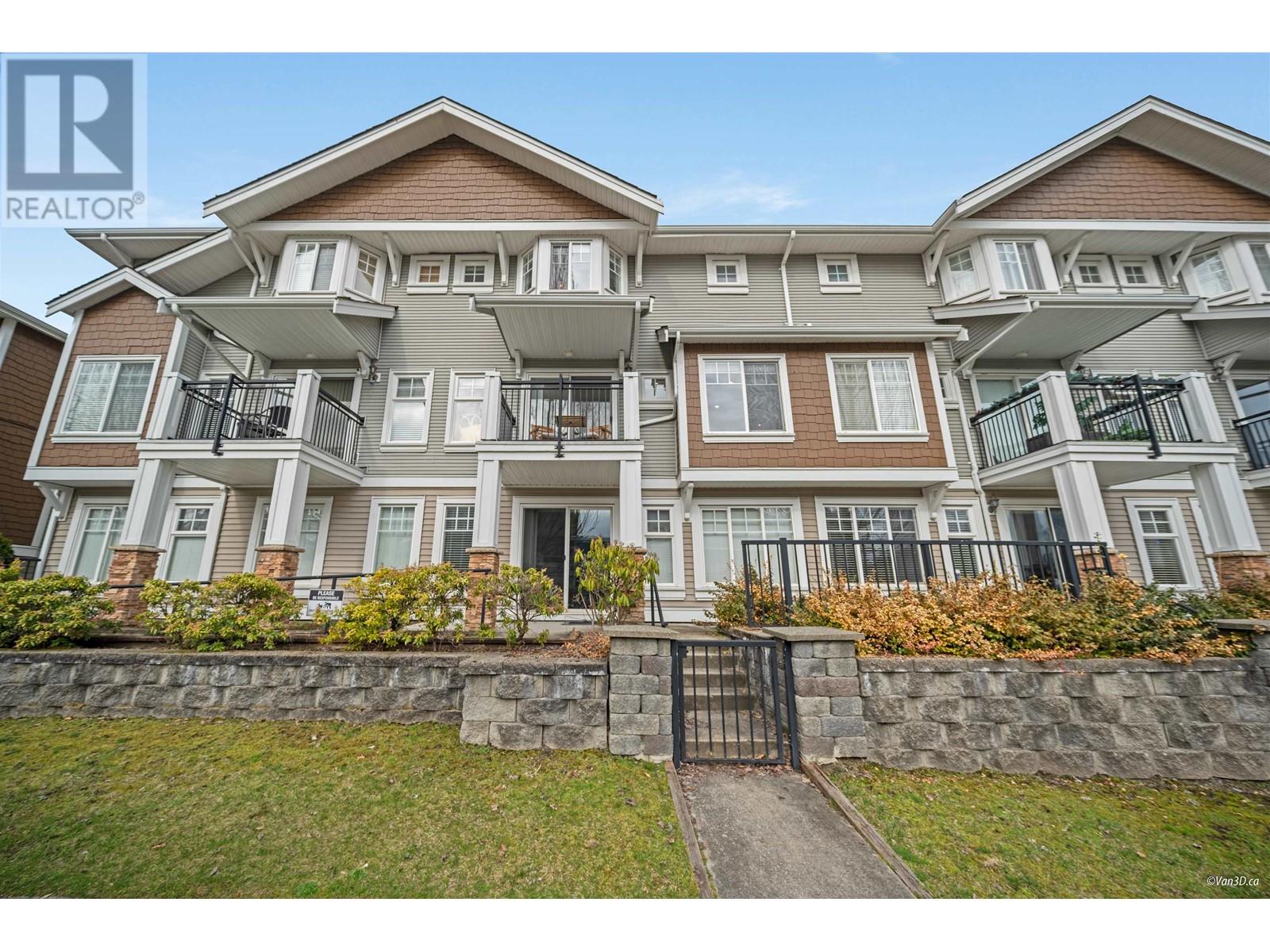 403 4025 NORFOLK STREET, burnaby, British Columbia