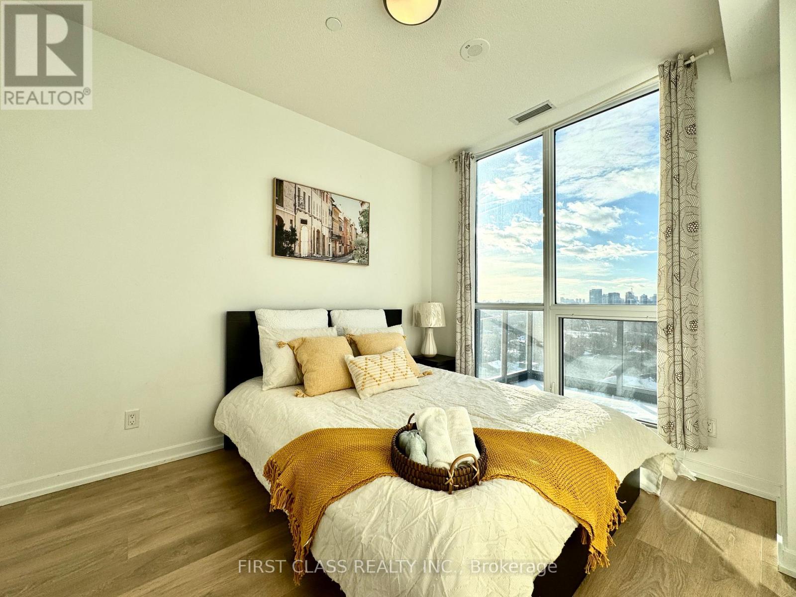 709 - 36 Forest Manor Road, Toronto (Henry Farm), Ontario  M2J 1M1 - Photo 3 - C12013817
