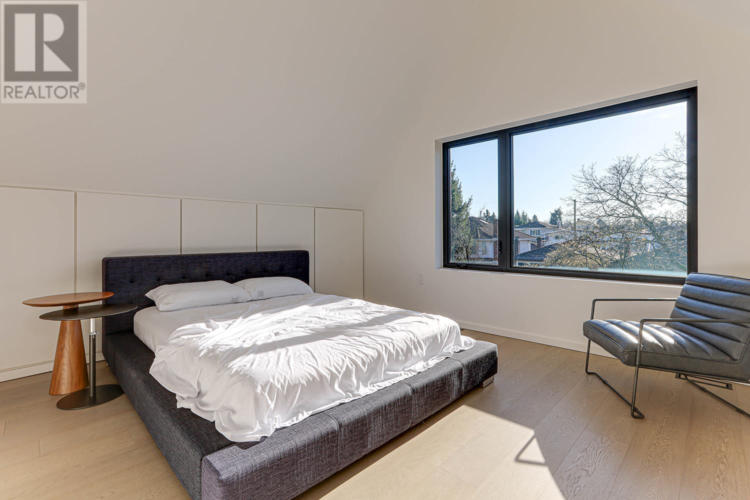 Listing Picture 19 of 24 : 1 2709 NAPIER STREET, Vancouver / 溫哥華 - 魯藝地產 Yvonne Lu Group - MLS Medallion Club Member